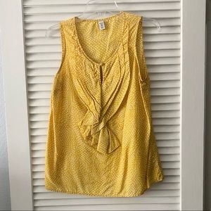 Old Navy sleeveless yellow shirt